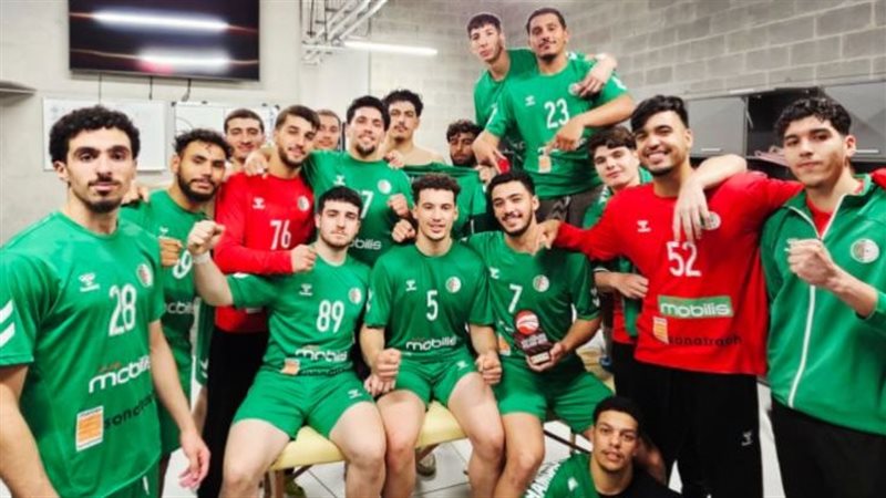 منتخب الجزائر لكرة