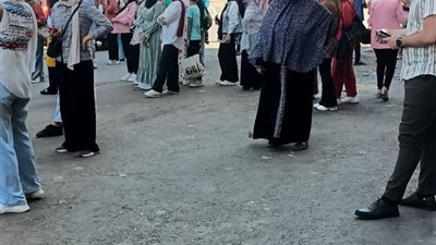 أزمة مواصلات تضرب الإسكندرية.. والأهالي: حالنا وقف بسبب بلطجة السائقين