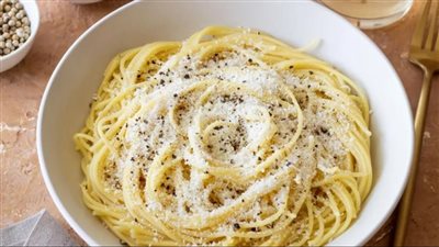 وصفة مكرونة على الطريقة الرومانية تثير جدلاً واسعاً في إيطاليا 