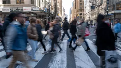 إصابة ثلاثة واحتجاز المشتبه به في حادث إطلاق نار في ساحة تايمز سكوير بنيويورك