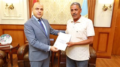 تسليم 11 عقد تقنين أراضي أملاك دولة للمستفيدين من المواطنين بكفرالشيخ 