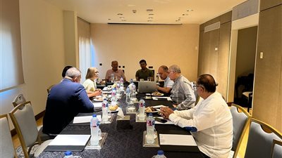 اجتماع تنسيقي بحضور رئيس الاتحاد الدولي ونائبه مع وزير الشباب و الرياضة المصري