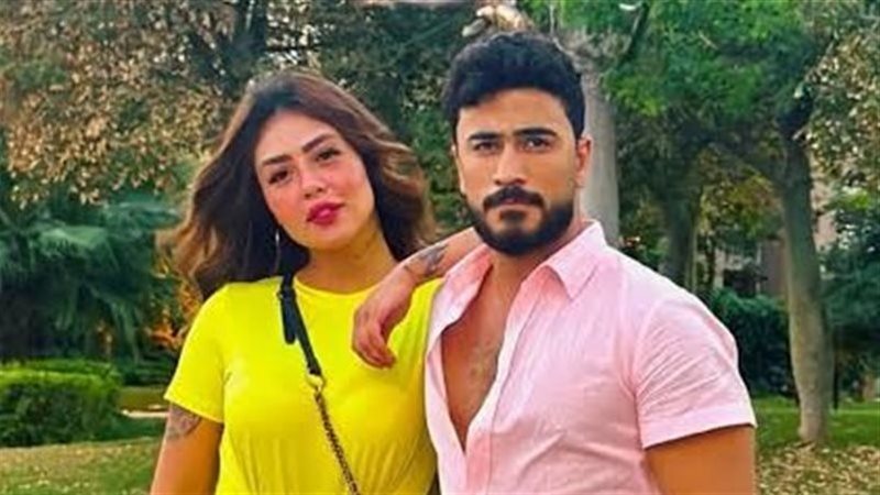 أوتاكا وهدير عبدالرازق