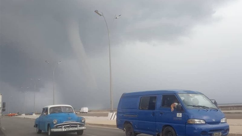 دوامة مائية 