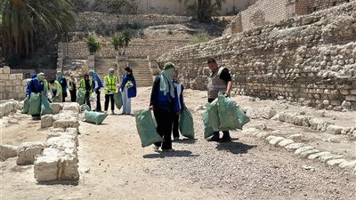 متطوعون يطلقون مبادرة للحفاظ على آثار الإسكندرية وتعزيز الوعي البيئي