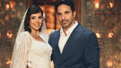 بعد انفصالهم .. أحمد عبد العزيز يواصل دعمه لـ ياسمين رئيس