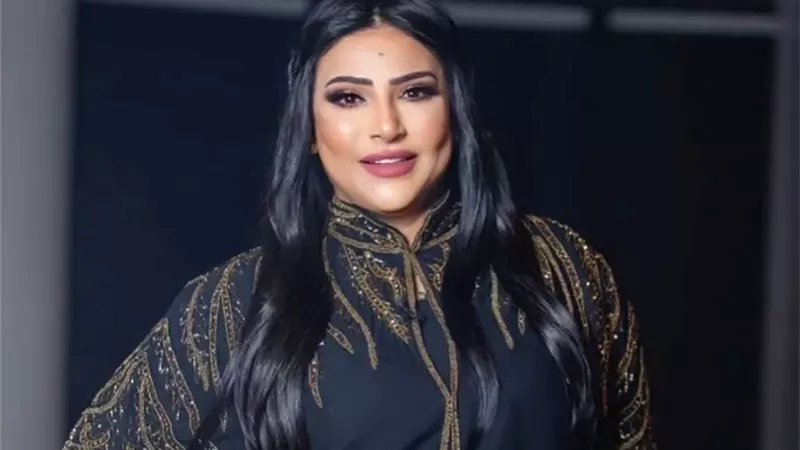الفنانة بدرية طلبة
