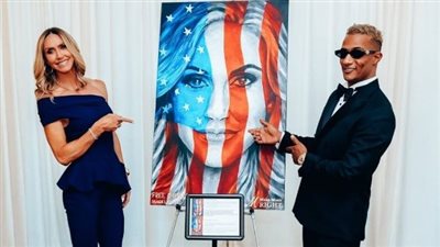 بعد فضيحة محمد رمضان مع لارا ترامب.. نجوم هوليود يلتقطون الصور مقابل المال