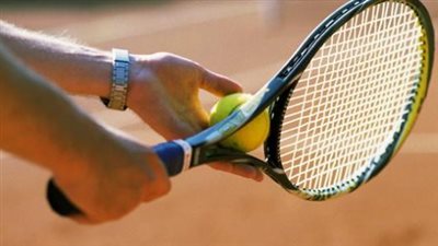 دراسة حديثة تكشف: التنس لـ 11 دقيقة يوميًا يعزز طول الحياة