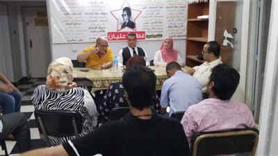 ثقافة السويس ينظم ندوة عن رؤية عن القصة والرواية بحضور نخبة من الأدباء 