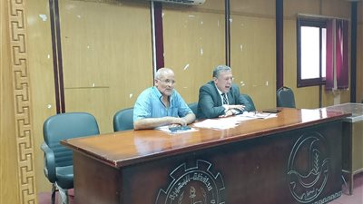 وكيل التعليم بالبحيرة يعقد اجتماعا استعدادا للعام الدراسي الجديد