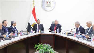 الدكتور محمد شاكر رئيسًا لمجلس أمناء جامعة العلمين الدولية