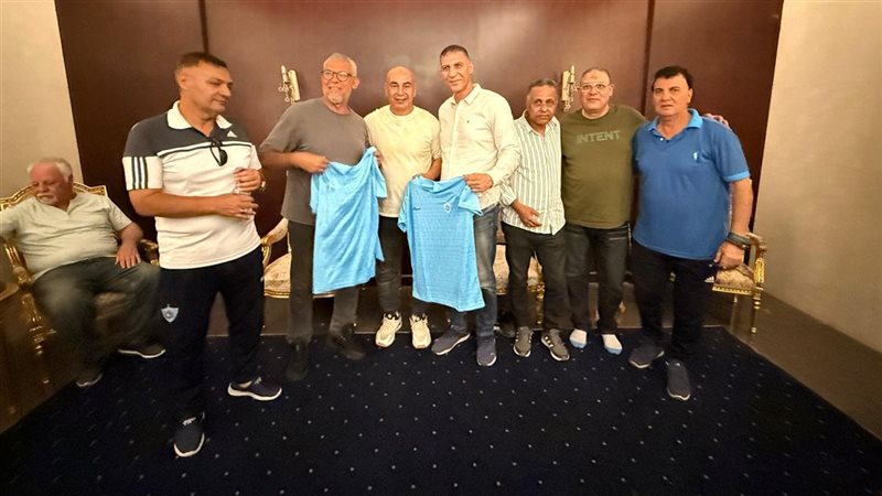 الجهاز الفني لمنتخب