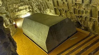 ألغاز «سرابيوم سقارة».. إعجاز هندسي يتحدى التفسير         