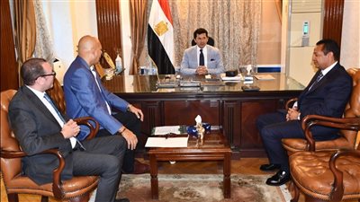 وزير الرياضة يبحث مستجدات المقر الجديد لنادي الاتحاد السكندري 