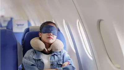 لأول مرة.. شركة طيران تمنح النساء حرية رفض الجلوس إلي جانب الرجال