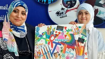 دمج الفن والتكنولوجيا بفعاليات المركز الاستكشافي لتعزيز مهارات الأطفال بالسويس