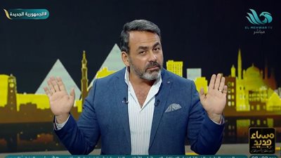 يوسف الحسيني يهاجم فنانًا مشهورًا: من دعم 30 يونيو لمحرض ضد الدولة