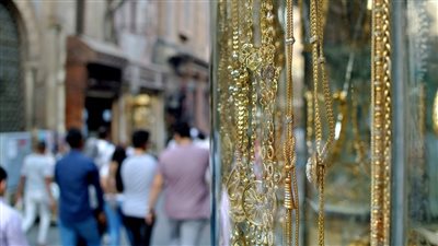 عيار 21 يسجل 5322 جنيهًا للبيع.. تطورات أسعار الذهب اليوم