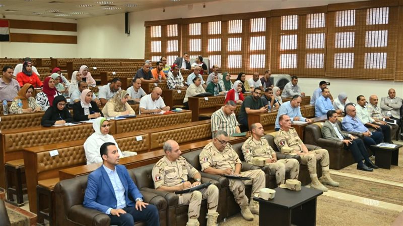 محافظ البحيرة تستقبل