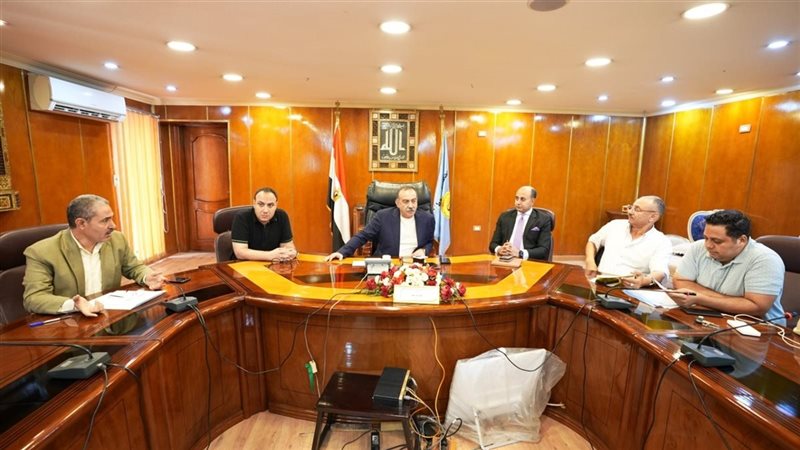 محافظ أسيوط