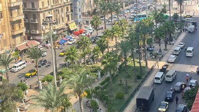 إخلاء ميدان المنشية بالإسكندرية من الباعة قبل زيارة وزيري العدل والاتصالات