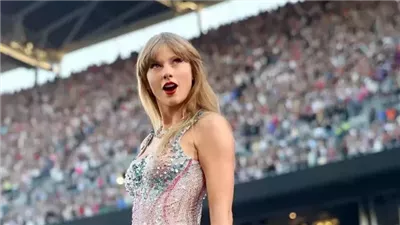 العد التنازلي ينتهي.. تايلور سويفت تكشف عن ألبومها الجديد رسميًا
