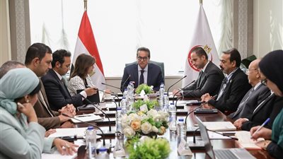 وزير الصحة يبحث مع المدير التنفيذي للأكاديمية الوطنية للتدريب تعزيز البرامج