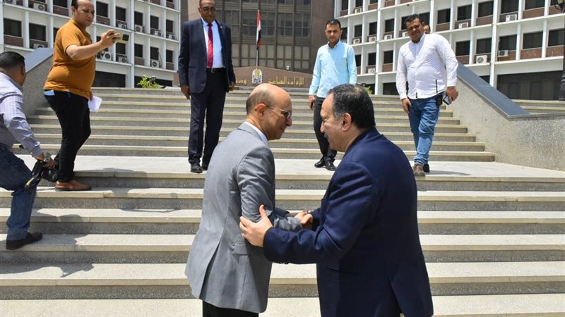 محافظ أسيوط ورئيس