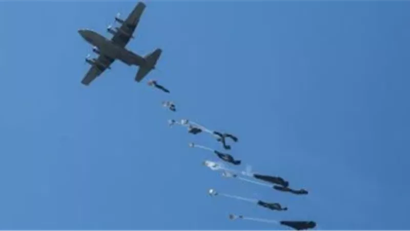 الإنزال الجوي إلى