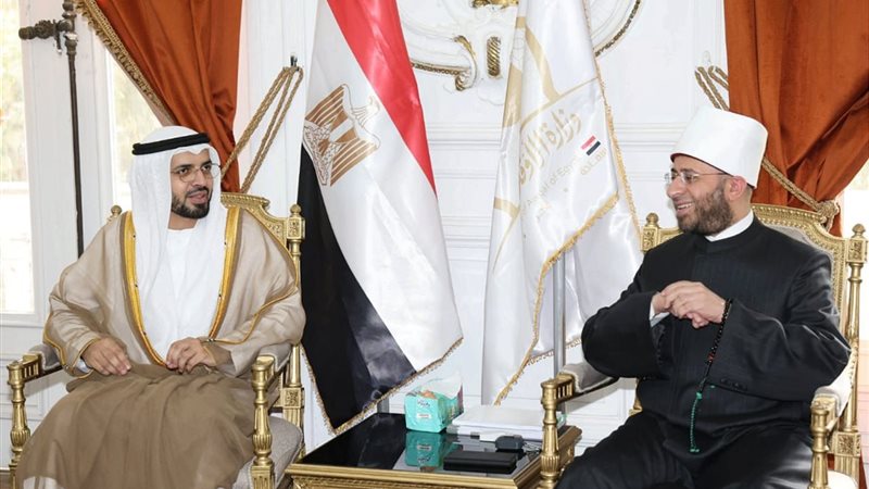 وزير الأوقاف والدكتور