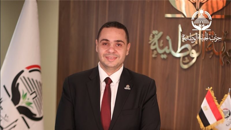 عادل مأمون عتمان