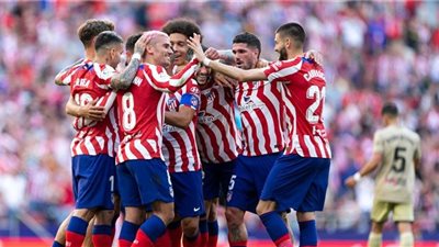 بين نكسة أوروبية و طموح التتويج بالليجا..أتلتيكو يستقبل برشلونة في مباراة تصحيح المسار