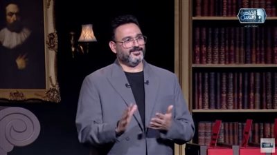 التنمر كلمة السر.. أكرم حسني: السيناريست أصبح أكثر حذرًا في كتابة الكوميديا