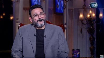 أكرم حسني: السوشيال ميديا ليست بالضرورة معيارا دقيقا للحكم على الأمور