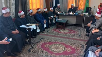 عبادتنا بعد الفرائض هي أداء رسالتنا الدعوية.. وكيل الأوقاف بالفيوم يجتمع بمديري الإدارات الفرعية 
