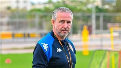 منافس الأهلي المُحتمل.. الترجي التونسي يُقيل الروماني لاورينتو من قيادة الفريق