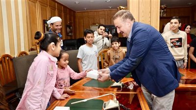 محافظ المنوفية: تسليم 27 جهاز من المعينات السمعية والبصرية لذوي الهمم