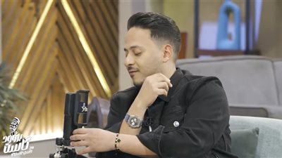 حسن العسيري ساخرًا من كريم عفيفي: «في فيلم ولاد المحظوظة أنت طالع الولاد كلهم» (فيديو)