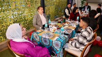 محافظ المنوفية يشهد حفل الإفطار السنوي لأيتام مؤسسات الهلال الأحمر وذوي الهمم