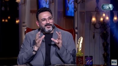 أكرم حسني: تامر حسني نجم صف.. ولو حدث تعاون أجره هيكون أعلى
