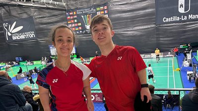 ياسمينا عيسى تتوج ببرونزية الزوجي المختلط ببطولة إسبانيا الدولية للريشة الطائرة البارالمبية 