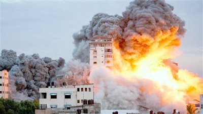 شهداء وقتلى في كل أرجاء غزة.. ماذا يحدث في مخيم النصيرات؟