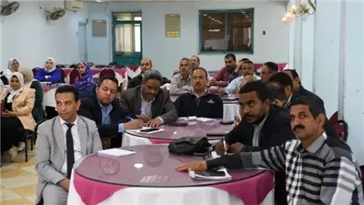 دورة تدريبية لتنمية المهارات القيادية والإدارية للعاملين بالجهاز الإداري  بقنا