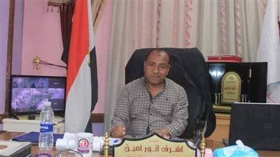 محافظ قنا يطمئن على رئيس مدينة دشنا بعد تعرضه لاعتداء: لن نتهاون في تطبيق القانون