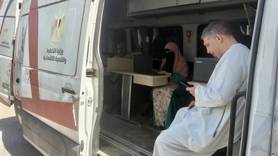 محافظ القليوبية يوجه بعمل جدول زمنى لمرور سيارات المراكز التكنولوجية على القرى