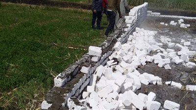 حملات مكبرة لإزالة التعديات على أراضي الدولة بقنا (صور)