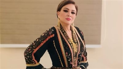 بالصور.. إزاي تختاري ألوان وتصميمات عباياتك على طريقة 