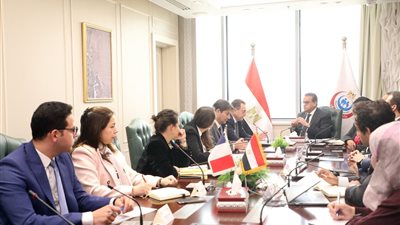 وزير الصحة والسكان يستقبل السفير الفرنسي لبحث دعم فلسطين 