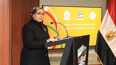 معظمها يعكس صورة سيئة عن الست المصرية  .. 